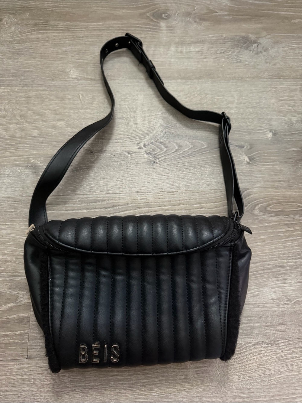 BEIS Black Quilted Crossbody Shoulder Bag